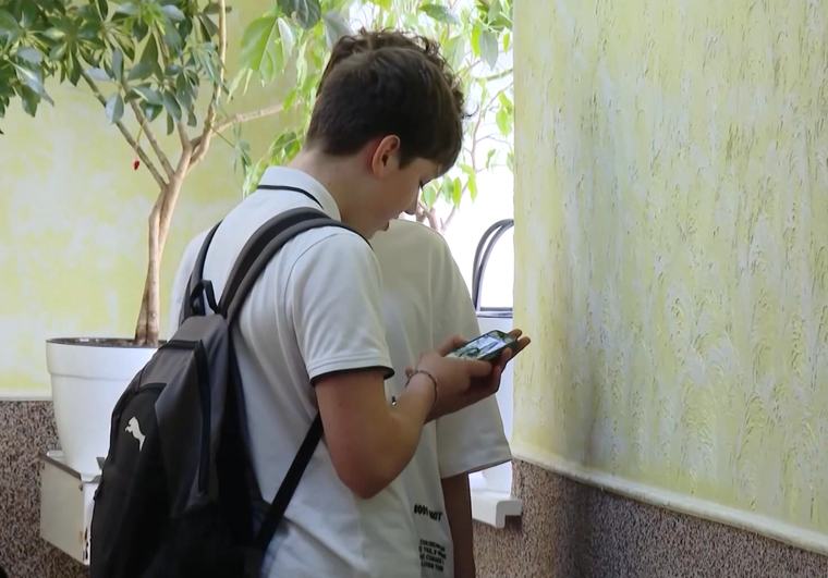 Copiii ar putea avea acces limitat la rețelele sociale. Maia Sandu cere măsuri pentru siguranța online: „Trebuie să-i învățăm să o folosească inteligent” - VIDEO