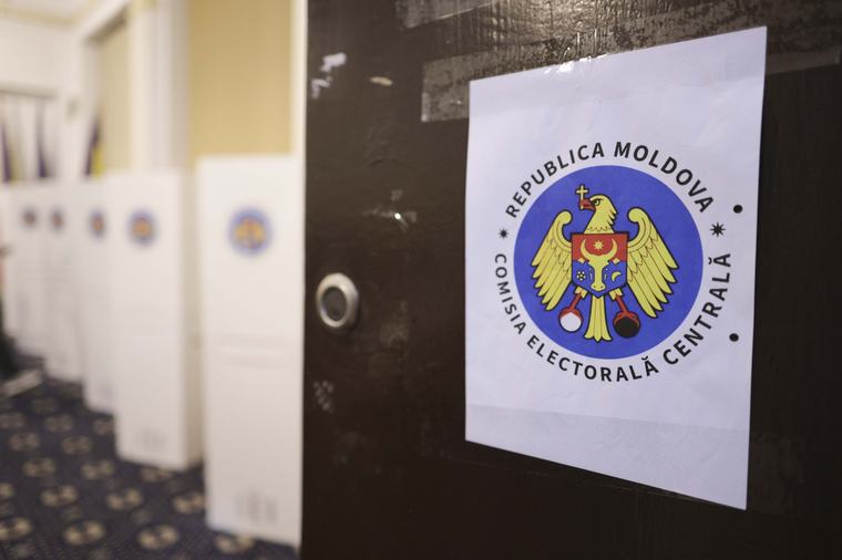 Fără traseiști în Parlamentul Republicii Moldova: deputații care își părăsesc partidul nu vor putea adera la alt grup / Noi drepturi parlamentare pentru Opoziție