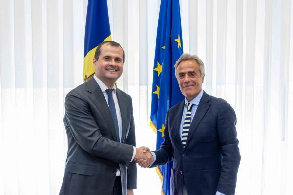 Premierul Vasile Tofan, în discuții cu Ambasadorul Republicii Elene, Nikolaos Krikos