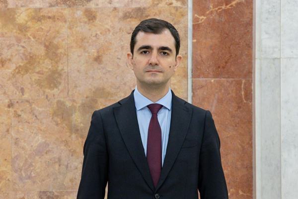 НОВЫЙ МИНИСТР ЭКОНОМИКИ ВЫСТУПАЕТ ЗА ЕЕ МОДЕРНИЗАЦИЮ И ПРИВЛЕЧЕНИЕ ИНВЕСТИЦИЙ