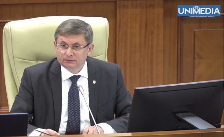 (stop cadru) Grosu: „Propun să începem cu proiectul 266. Sper că sunteți gata… Degeaba sper”