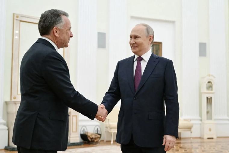 O nouă încercare de a opri războiul din Ucraina: Emisarii lui Donald Trump s-au întâlnit cu Vladimir Putin. Cu ce propunere au venit la Moscova - VIDEO