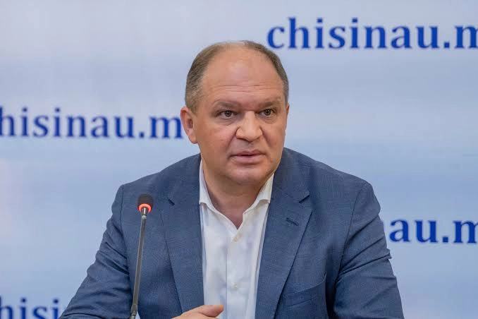 Camera de spital, transformată într-un „birou” de primarul Chișinăului. Ion Ceban: „Aici îi primesc pe viceprimari” - VIDEO