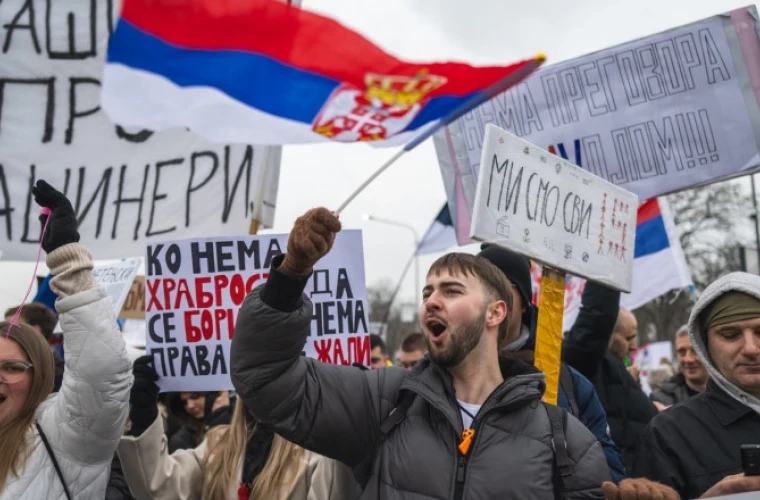 Studenți și activiști din Serbia, învinuiți de spionaj