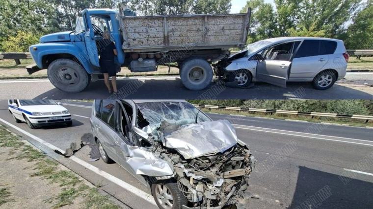 Accident pe podul peste Nistru: O femeie de 31 de ani a ajuns la spital