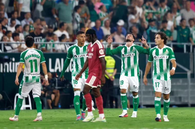 Final dement la Sevilla: Gol anulat și penalty ratat în prelungiri. Real suferă prima înfrângere